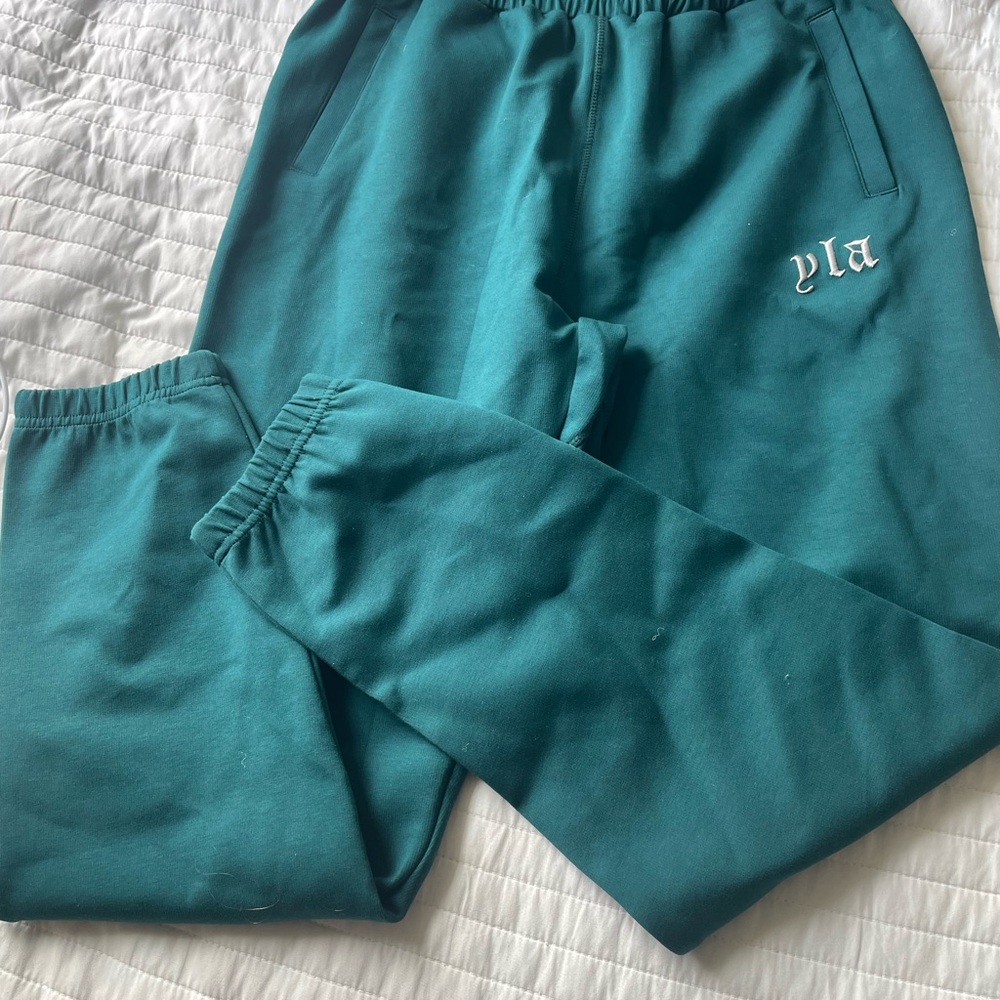 YOUNGLA Sweatpants